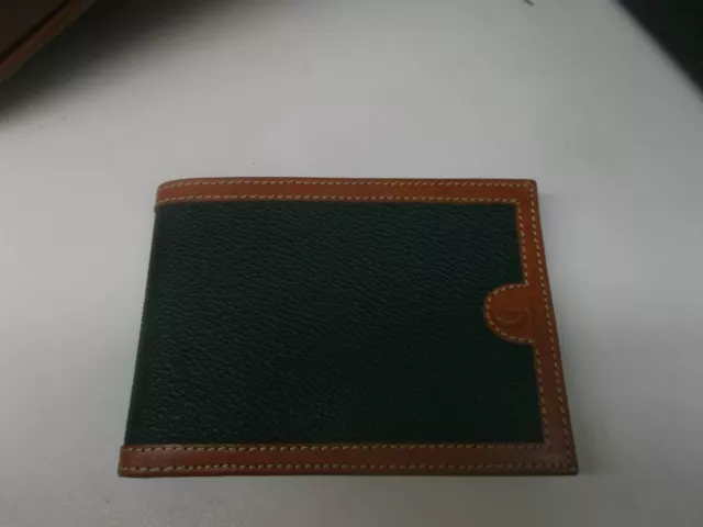Dooney and on sale bourke wallets mens