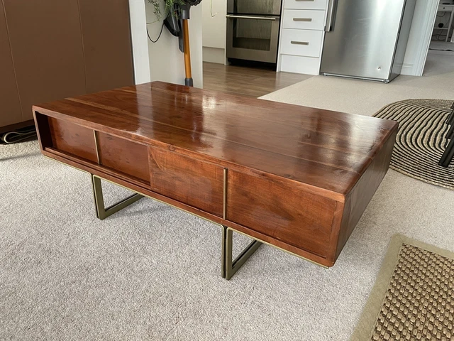 Swoon store concrete table
