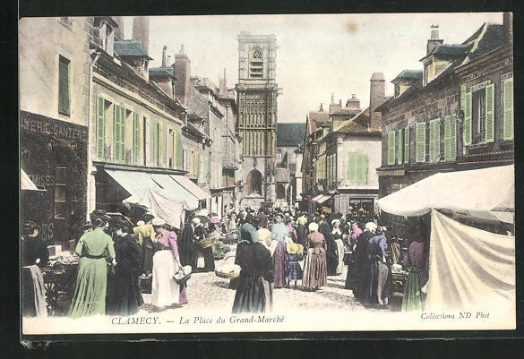 CPA Clamecy, la Place du Grand-Marché