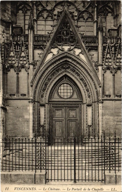 CPA Vincennes Le Chateau Portail de la Chapelle (1346982)