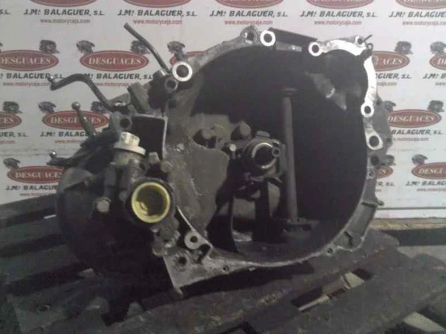 Levier De Vitesse Pour PEUGEOT PARTNER (S1) 1.9 D - Réf. 2414F2 / 5014739 - Occasion