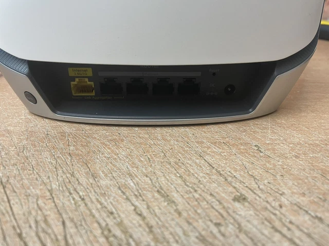 NETGEAR Orbi RBR850 Tri-Band Mesh WiFi 6 AX6000 Router ( No Power Supply ) 3