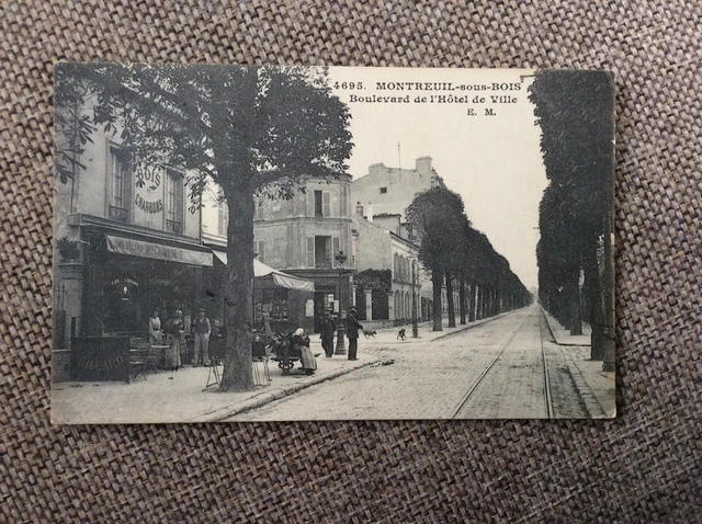 Cpa Montreuil Sous Bois Boulevard De L Hôtel De Ville E M
