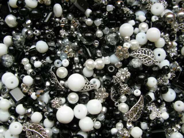 100g Glasperlenmischung schwarz weiß silber, Rondelle, Rocailles, Perlenmischung