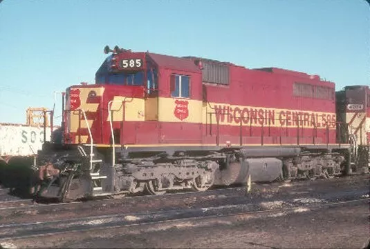 WC 585 SDL-39 (WISCONSIN CENTRAL) --- Original Slide L T1-11