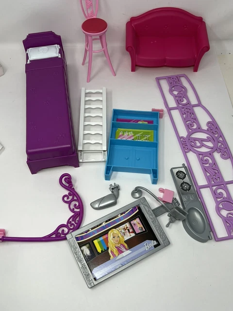 Barbie Mattel Glam Vacation Beach House 2009 Fold Go R4186 Furniture Accessories