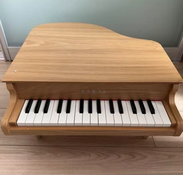 KAWAI Mini Grand Piano 1144 Natural 32Key Instrumento musical de juguete de...