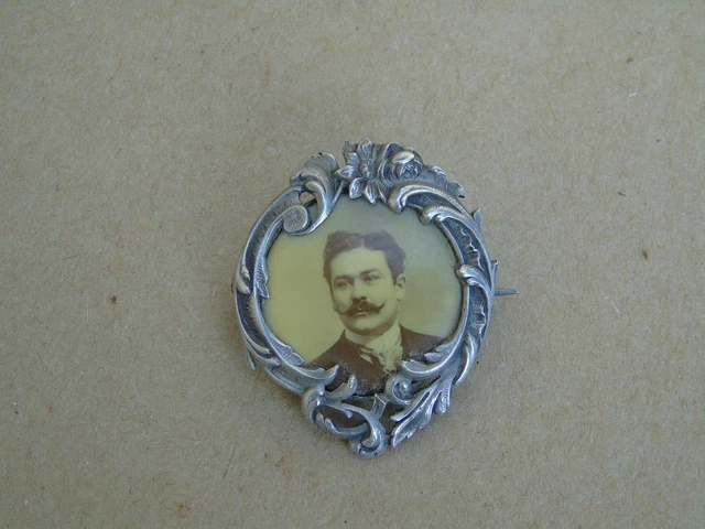 Art Nouveau Belle Broche Porte Photo Argent Et Or