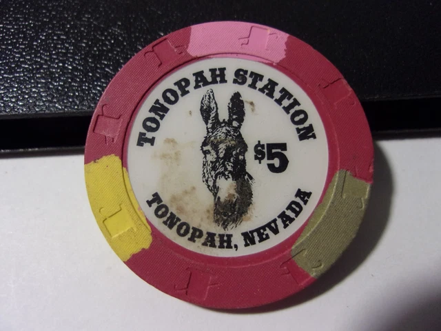 TONOPAH STATION CASINO $5 hotel casino gaming poker chip - Tonopah, NV