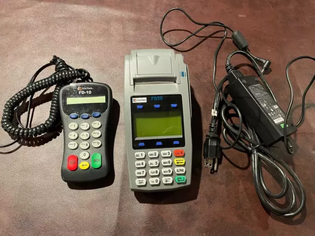 First Data FD-50 + FD-10 with Power supply  cables Credit Card Terminal Reader