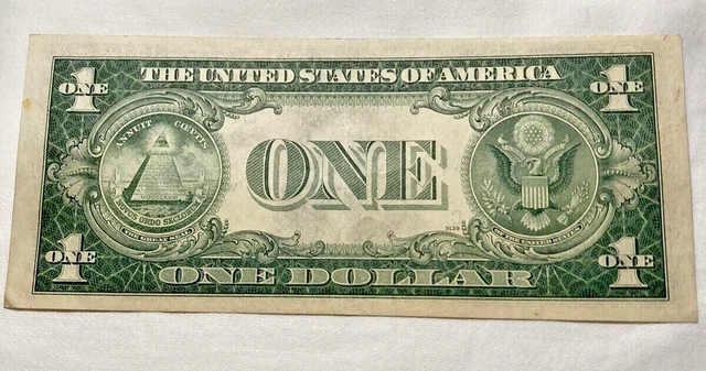 VINTAGE one DOLLAR 1935-A $1 SILVER CERTIFICATE BILL WASHINGTON BLUE SEAL VNC 2