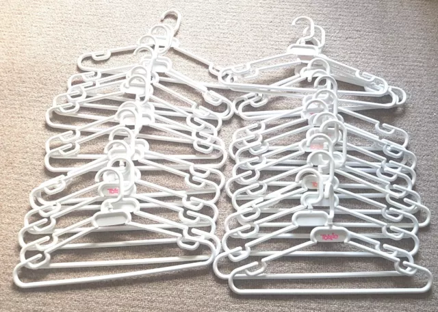 Job Lot 28 X Plastic Coat Hangers Large