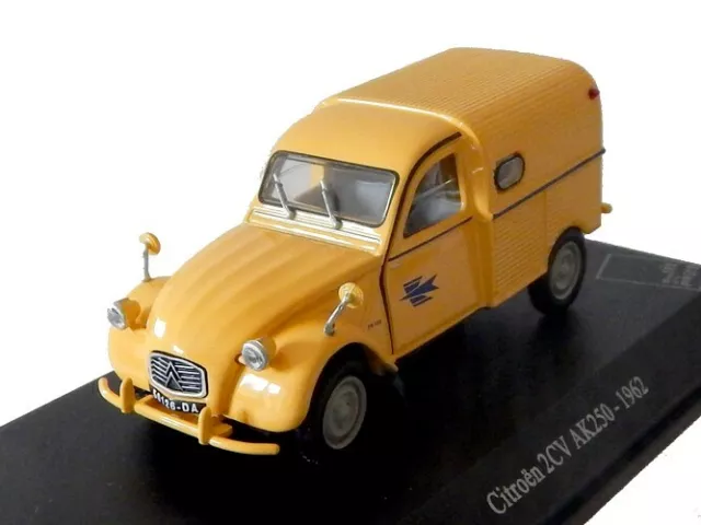 Citroën 2CV AK250 1962 PTT UNIVERSAL HOBBIES/ATLAS
