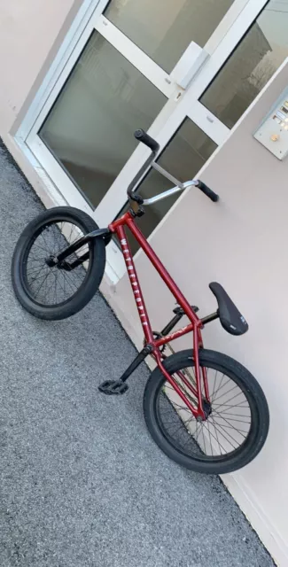 vélo bmx wethepeople freestyle peu servi