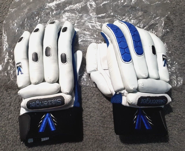 VINTAGE SLAZENGER V500 SUPER Mens RH Batting Gloves NEW Unused