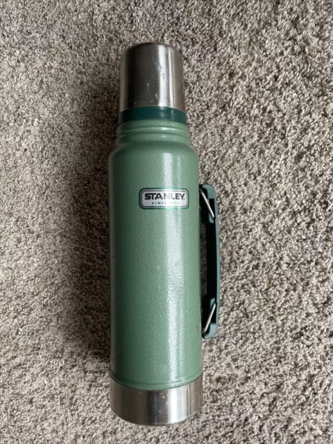 STANLEY THERMOS VTG Green 1.1 Quart 1 Liter Vacuum Seal Bottle