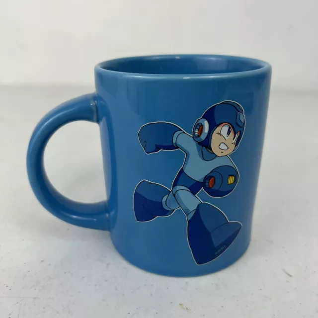 Thinkgeek Mega Man running mug CUP Capcom 8bit nes Video Game