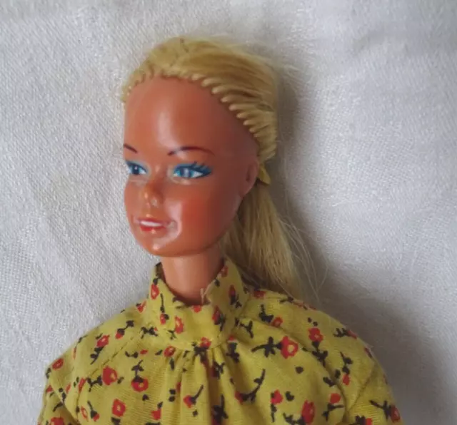 Barbie , poupée vintage  Philippines 1966