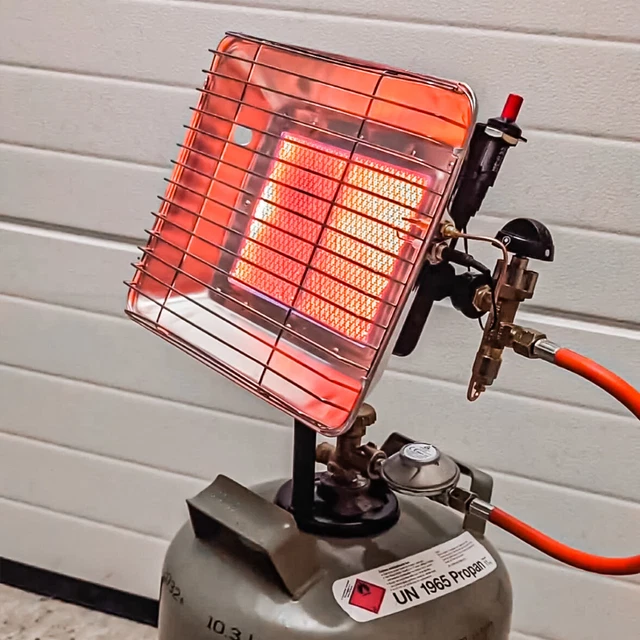 WALTER Gasheizstrahler Eco mit Piezo Zündung, Druckregler, Schlauch, 4,2 kW 7