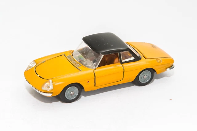 1:18 Alfa Romeo Giulietta Sprint Coupe 1954 1965 cream Kyosho   length: 22,10 ce