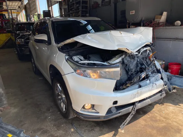 Used Engine Assembly fits: 2014 Toyota Highlander gasoline 3.5L VIN K 5 3