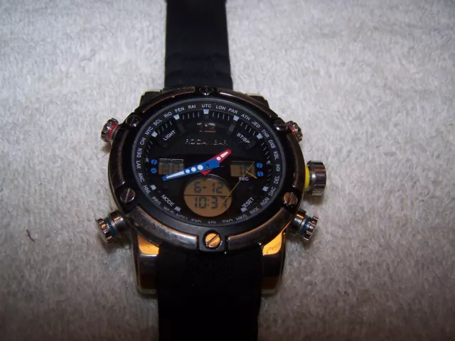 Mens Rocawear Watch RM03592 50MM Case Digital Analog PARTIALLY WORKS LOOSE HAND