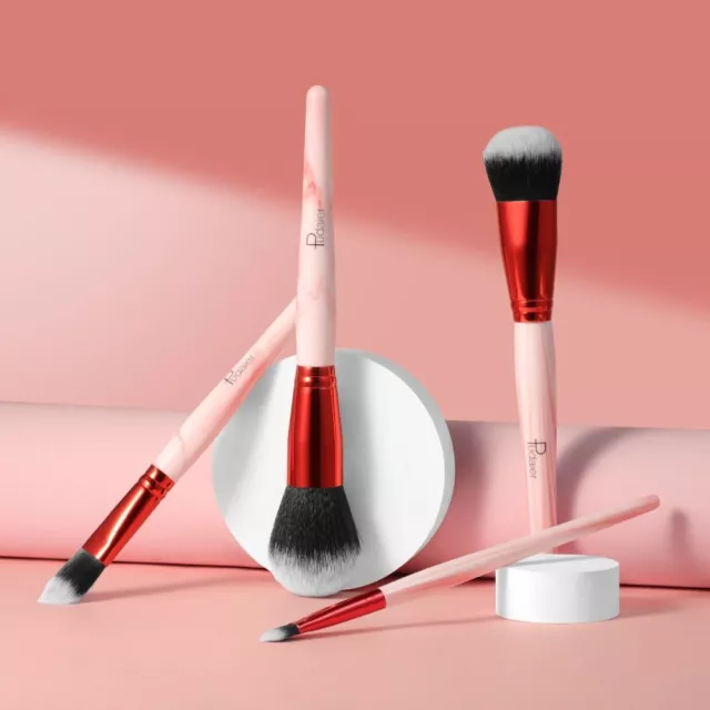 Durable Makeup Brushes Set Super Soft Concealer Brush  Girl