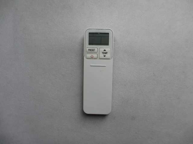 Telecomando Condizionatore Universale Telecomando Toshiba RAS-07BKV-E - Ricambio Compatibile Per Condizionatori Telecomando Condizionatore Sanyo