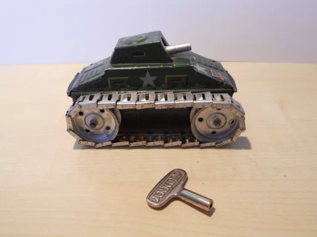 Arnold Blechspielzeug-Panzer A 585