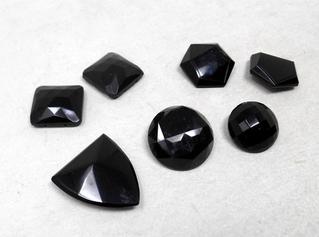 Lot de 7 Boutons anciens en verre à facettes - Mercerie vintage