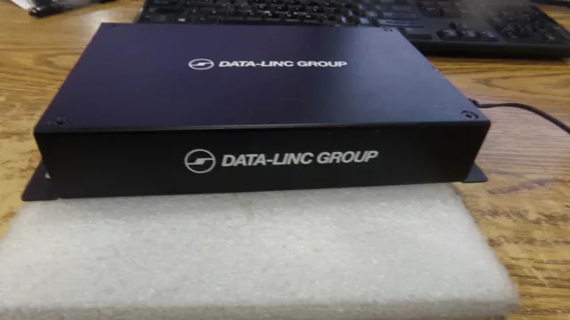 Data-Linc Group Model: SRM6000.  900 MHz Serial Radio Modem w/ AC Adapter