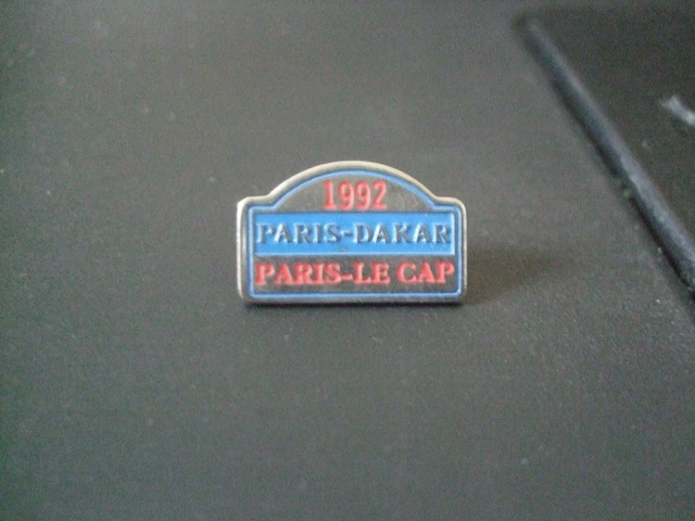 RARE PIN'S PINS.. AUTO CAR RALLYE 4X4 RAID PARIS LE CAP AFRICA