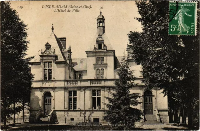 CPA ISLE-ADAM - L'Hotel de Ville (107829)