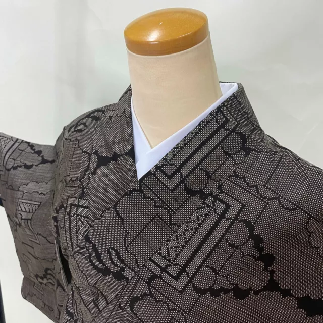 VINTAGE Japanese Kimono Oshima Tsumugi Silk Casual Mud color L size G-601