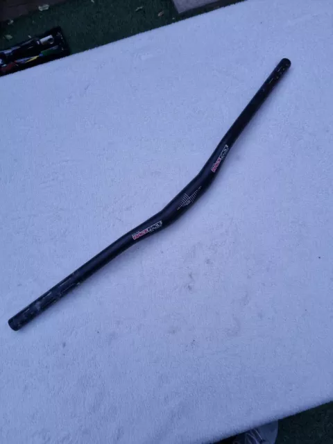 Race Face Atlas Low Riser Handlebar   20mm Rise  685mm   Very Good Condition !!!
