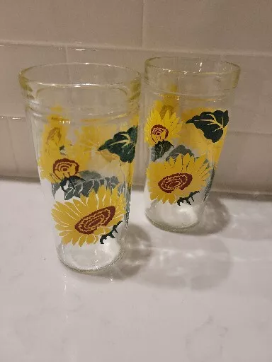 Vintage Sunflower Drinking Glass Tumbler Style Anchor Hocking (2) Yellow, Green