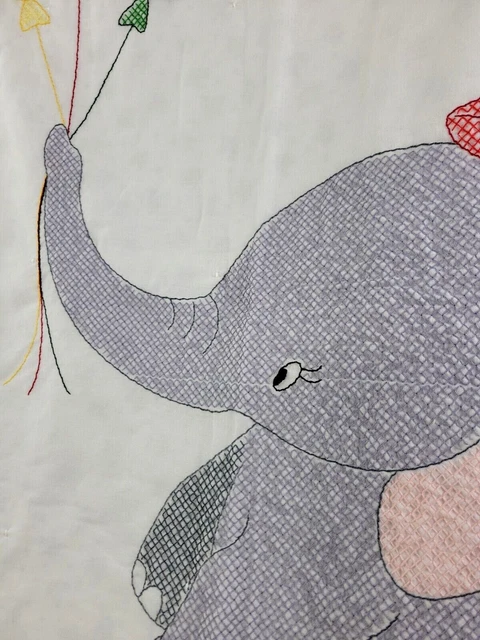 Cubierta de edredón para cuna de bebé con punta de cruz completa elefante flotante con globos