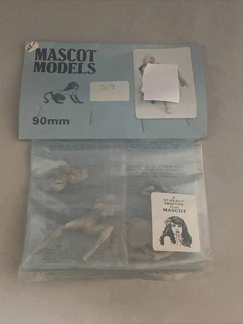 Kit Figurine 90mm à Peindre - Velda Par Mascot Models - Échelle 1/18 (plomb)