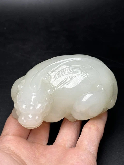 Chinese Exquisite Handmade Brave Troops carving Hetian Jade Statue