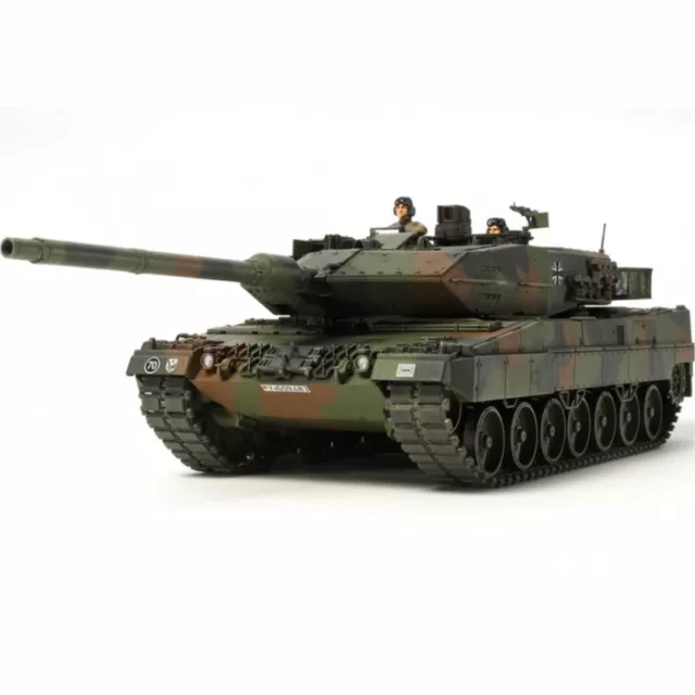 Leopard 2A6 1:35 Bundeswehr Panzer Tamiya 35271 Modellbausatz