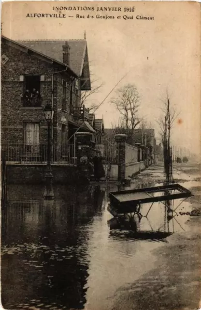 CPA ALFORTVILLE Rue des Gujons et Quai Clement Inondations 1910 (569767)