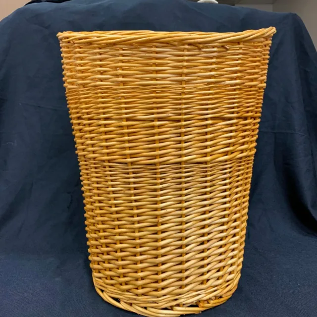 Wicker Laundry Hamper Storage Basket w/ Lid (Set of 2)