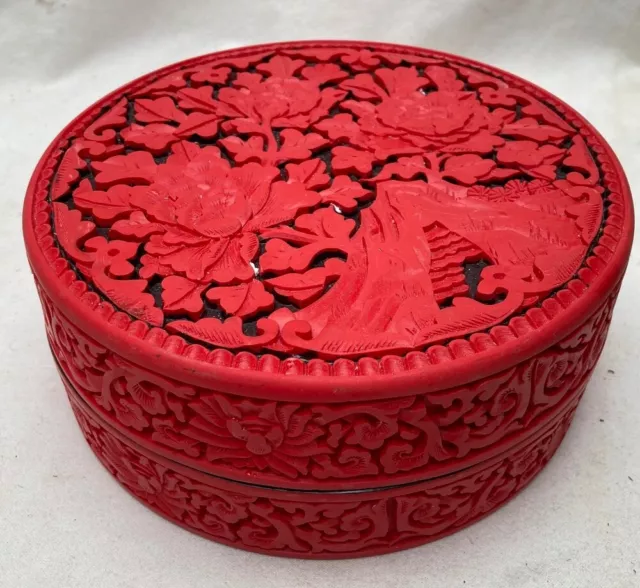 Vintage large round Chinese carved Cinnabar Lacquer Trinket Box