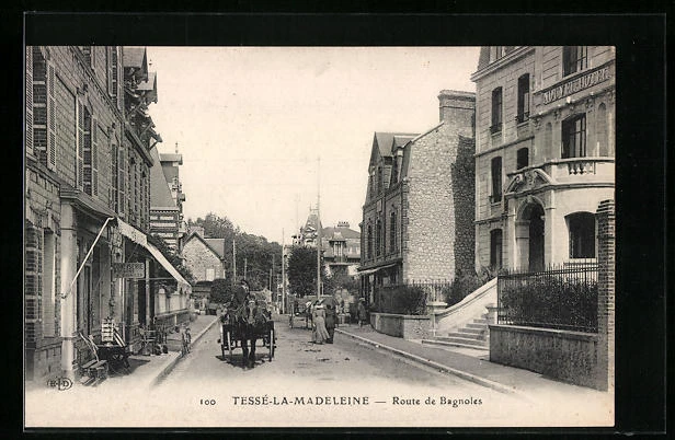 CPA Tessé-la-Madeleine, Route de Bagnoles