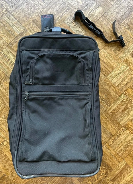 Tumi Upright Expandable Suitcase Luggage 2 Wheel Rolling 24" Black Nylon
