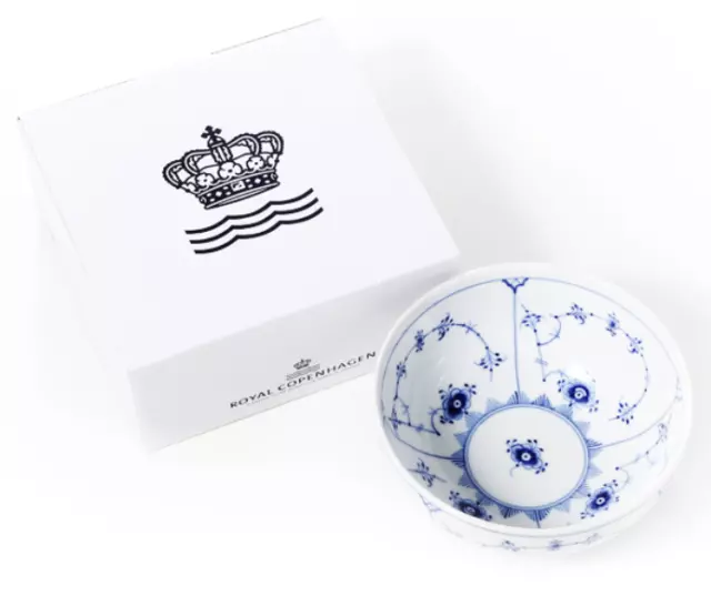 ROYAL COPENHAGEN DENMARK White x Blue Fluted Plain Porcelain Bowl 15 x 7cm  $229.97 - PicClick AU