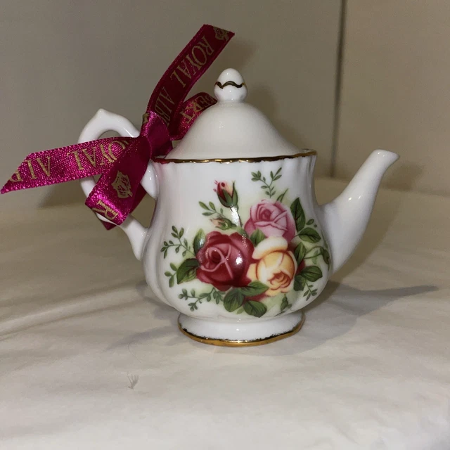 Old Country Roses Royal Albert miniature teapot 1962 Christmas tree ornament