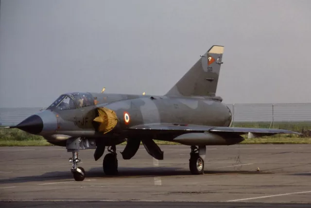 Original 35mm colour slide of French Air Force Dassault Mirage IIIE 520/3-JF