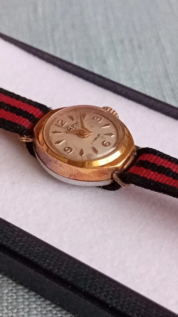 Montre Mécanique Suisse Bulova 72003 Plaquée Or Vintage - Cadran Noir Et Or, Unisexe, Années 70