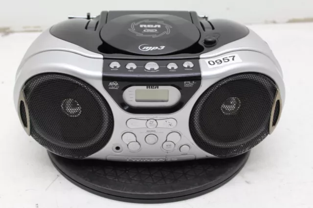 RCA RCD159 Portable Boombox CD-R/RW MP3 AM/FM Radio